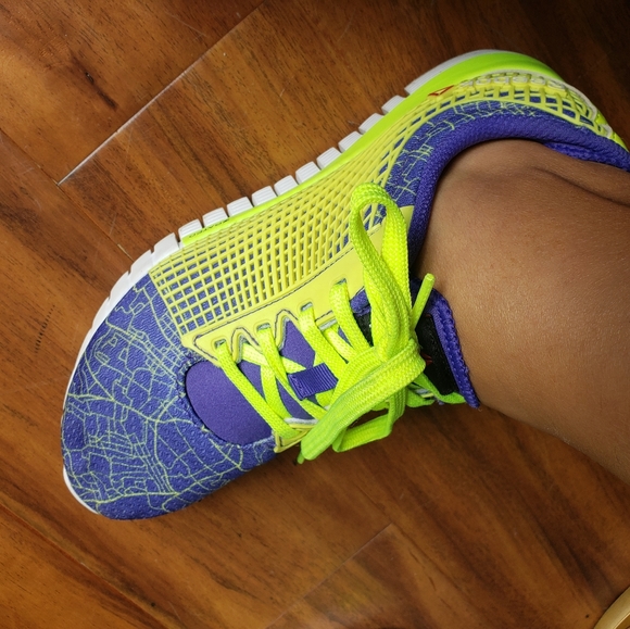 Reebok running shoes - Picture 2 of 2